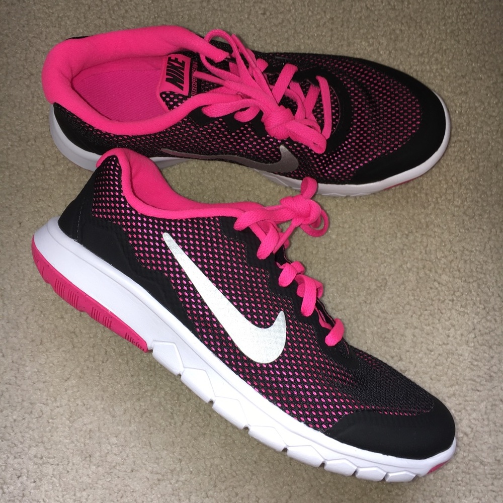 Nike Flex Experience 4 (GS), Girls Size 3.5Y, NWOT